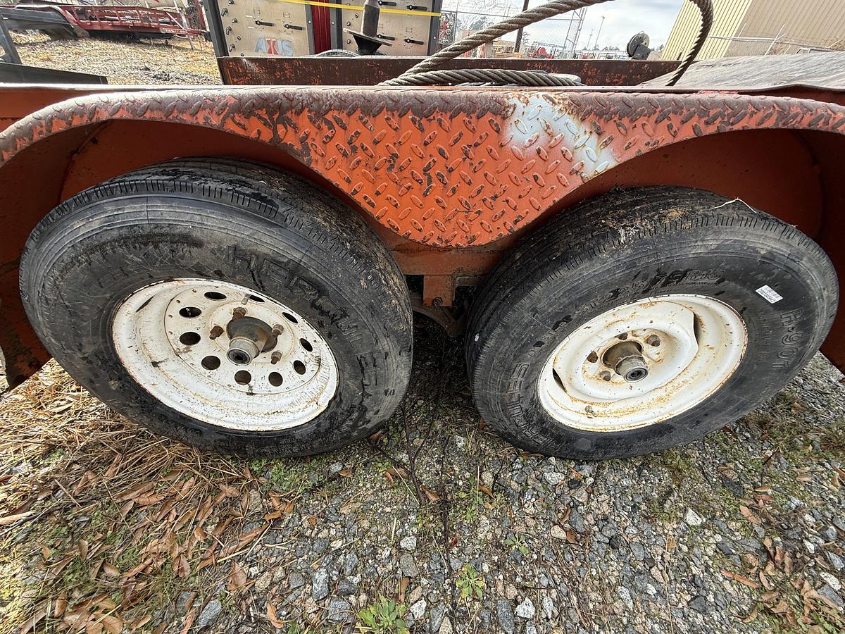 Used 2000 UT  10’ T/A BUMPER PULL UTILITY TRAILER