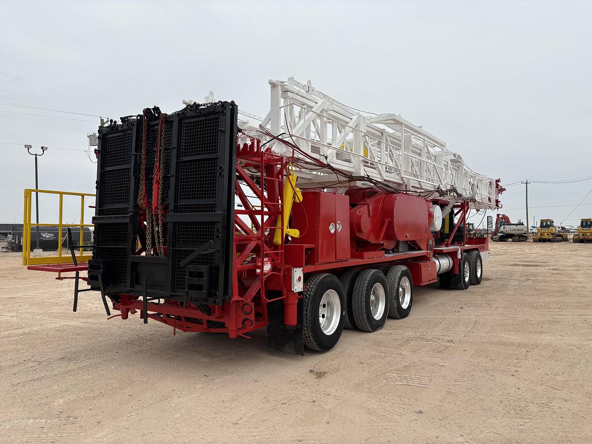 Used 2012 RIG WORKS MUSTANG 550 5-AXLE WELL SERVICE RIG