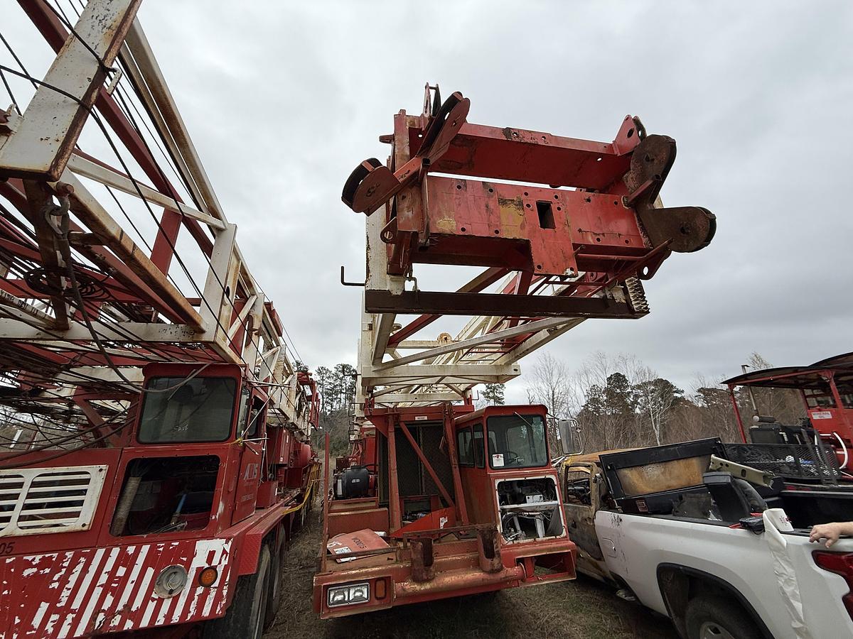 Used 2003 FRANKS / NOV 1287/160 96’-210K 4-AXLE WELL SERVICE WORKOVER RIG (INCOMPLETE)