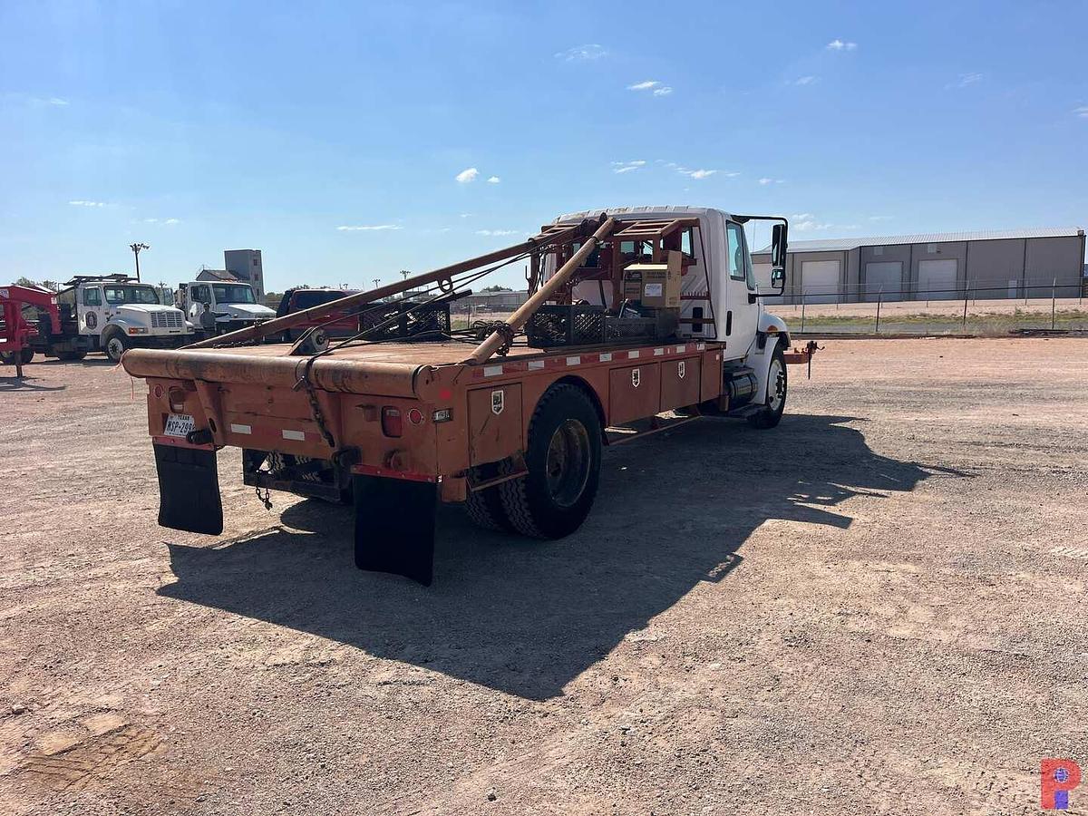 Used 2007 INTERNATIONAL DURASTAR 4300 ROUSTABOUT TRUCK