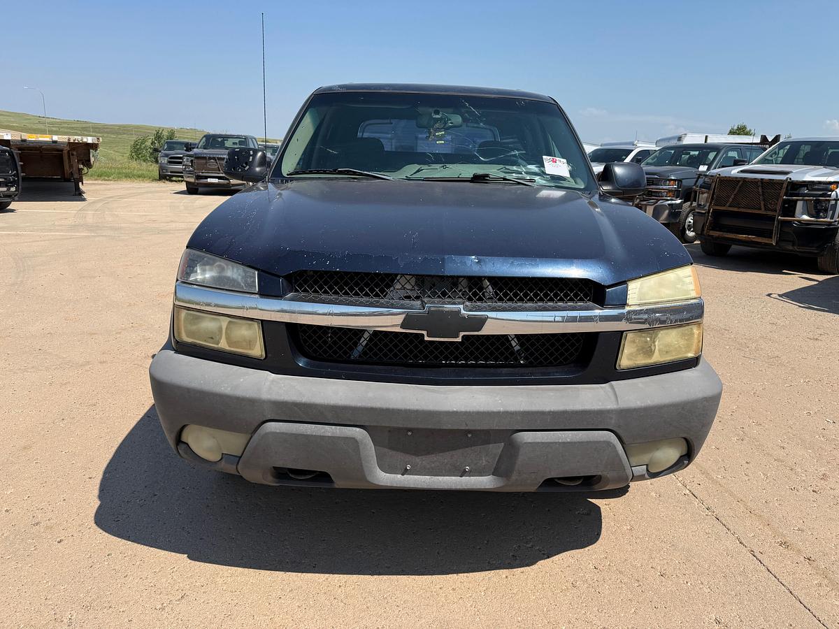Used 2004 CHEVROLET AVALANCHE 2WD CREW CAB PICKUP TRUCK