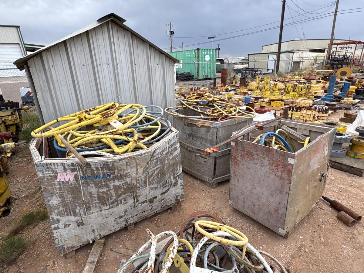 Used (13 pallets) of gate valve handles