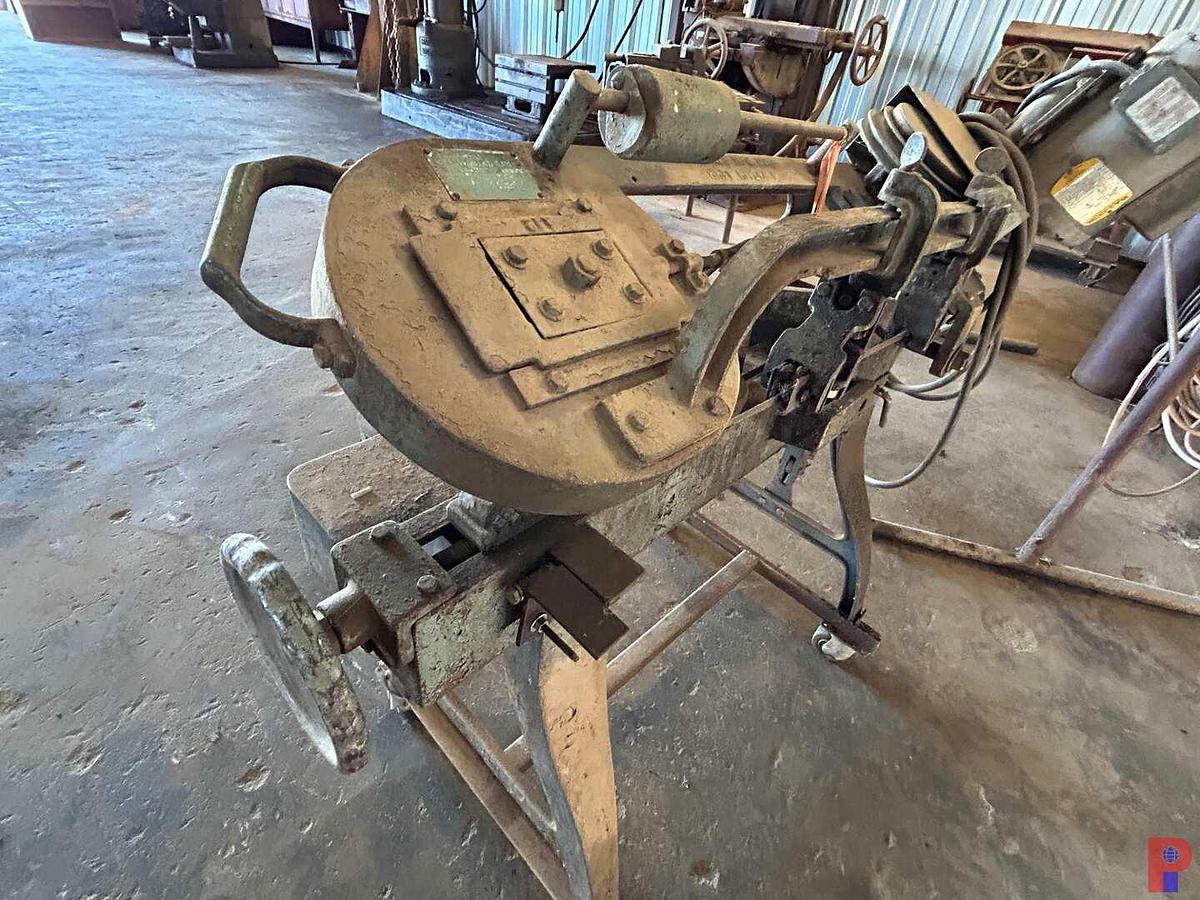 Used WELLS 5M HORIZONTAL BAND SAW  P/B 115 VOLT SINGLE PHASE BLADOR MOTOR
