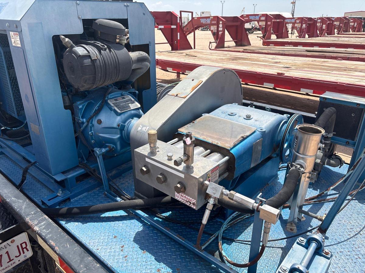 Used 2011 RELIABLE PUMPS T/A GOOSENECK 15K HYDROSTATIC TEST TRAILER