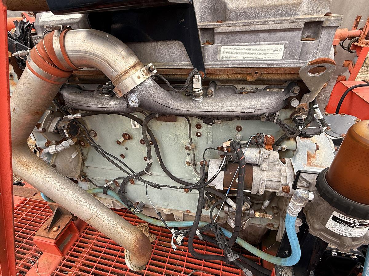 Used ELLIS WILLIAMS W-440 5K WP TRIPLEX WELL SERVICE PUMP SKIDDED P/B DETROIT SERIES 60 (INCOMPLETE)