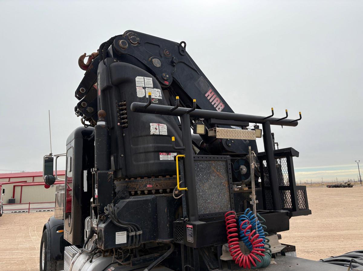 Used 2014 PETERBILT 367 T/A SLEEPER KNUCKLE BOOM CRANE TRUCK