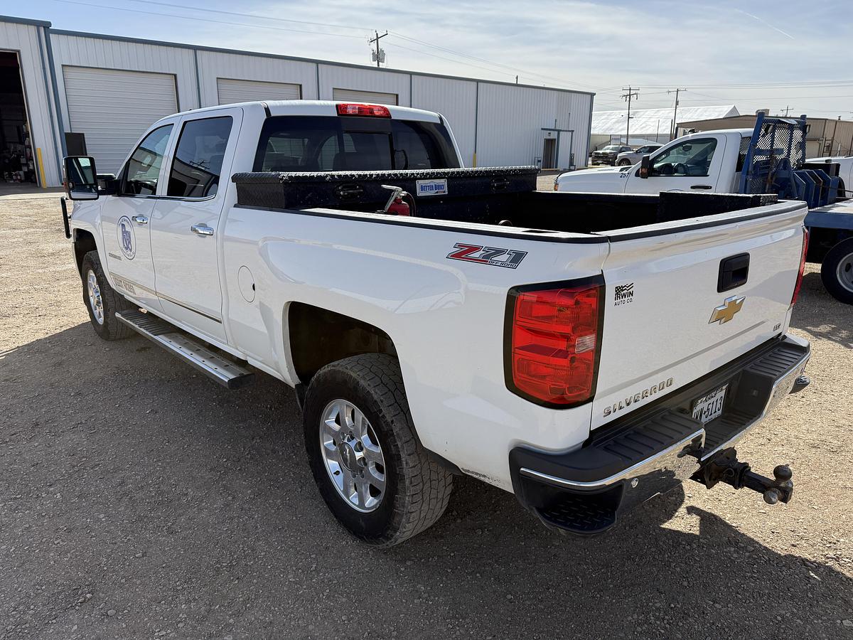 Used 2015 CHEVROLET SILVERADO 2500HD Z71 4WD CREW CAB PICKUP TRUCK