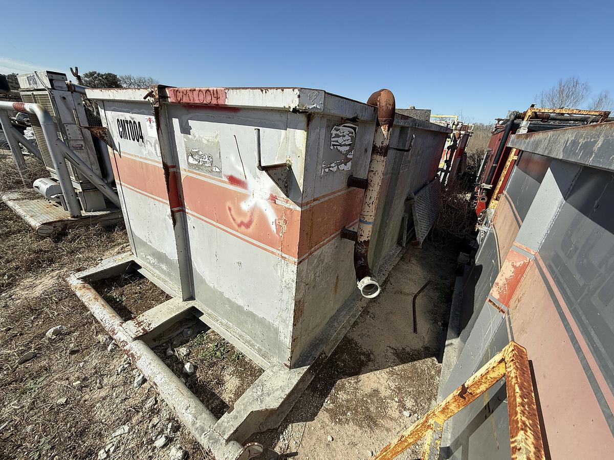 Used 15’ X 7’ X 5’ 2-COMPARTMENT MIXING TANK W/ PORCH, CATWALK, AGITATOR