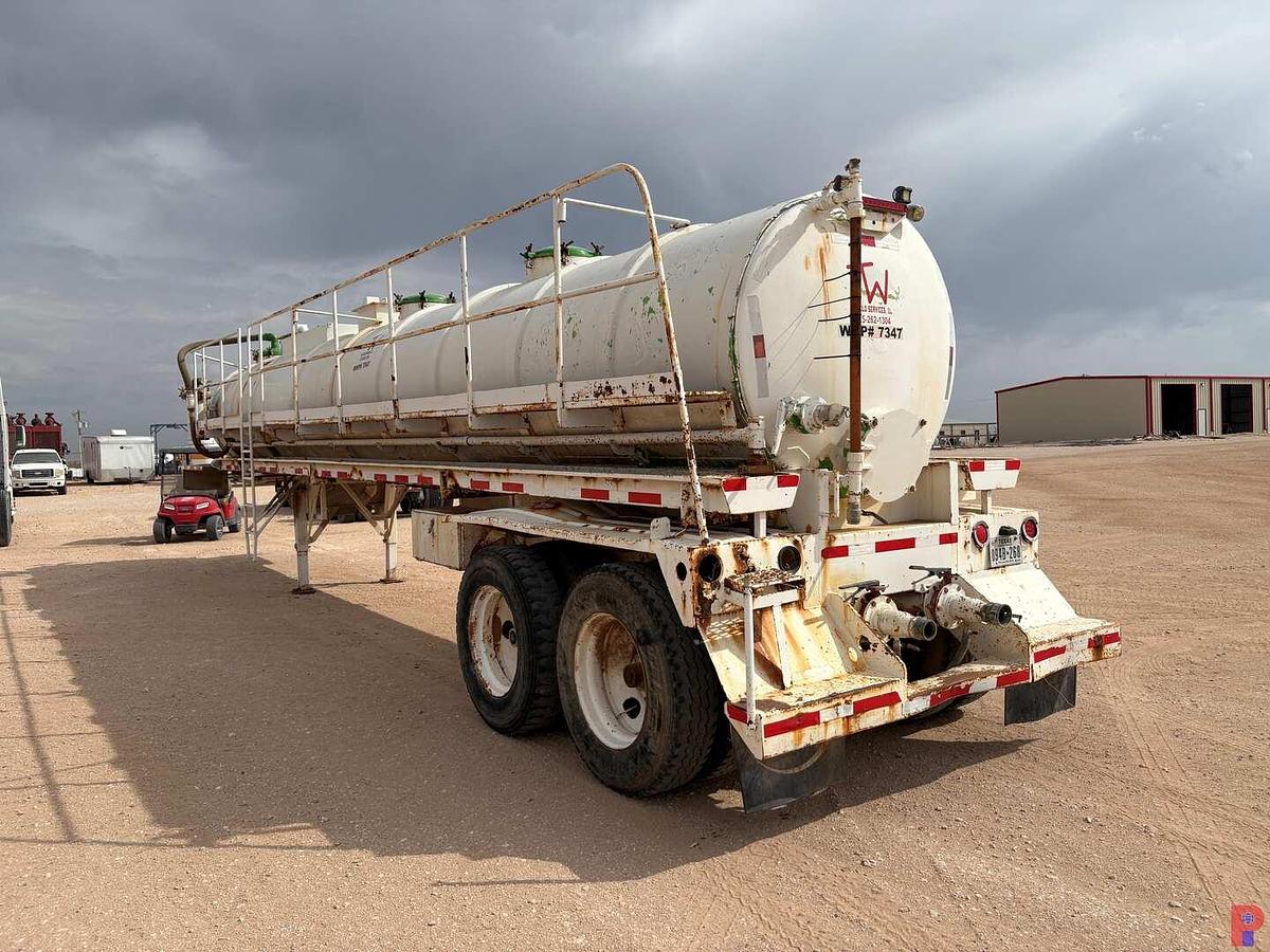 Used 2004 OVERLAND TANK & TRAILER 130BBL VACUUM TRAILER