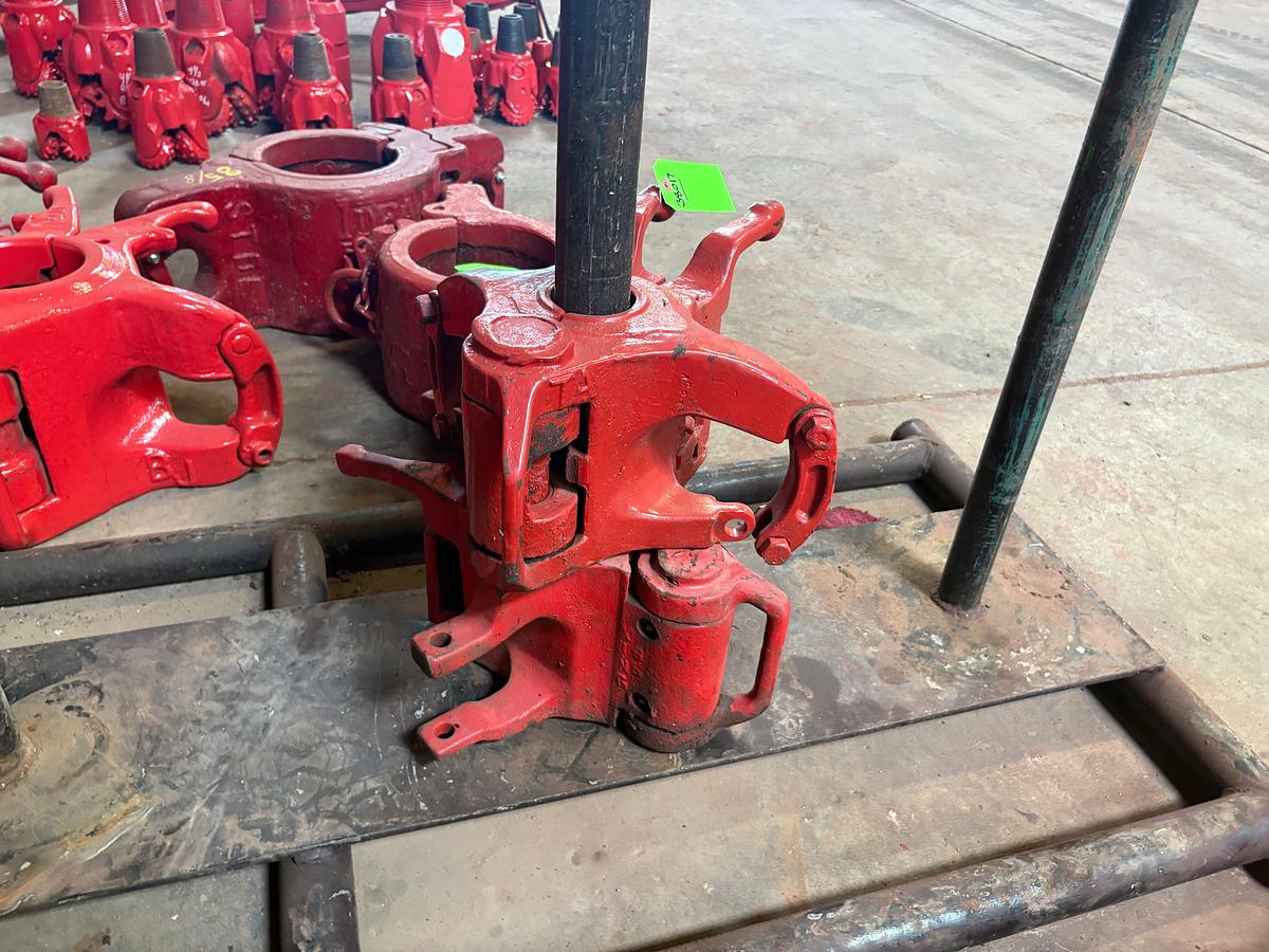 Used (2x$) BJ & king oil tools 2-3/8” 65 ton tubing elevators