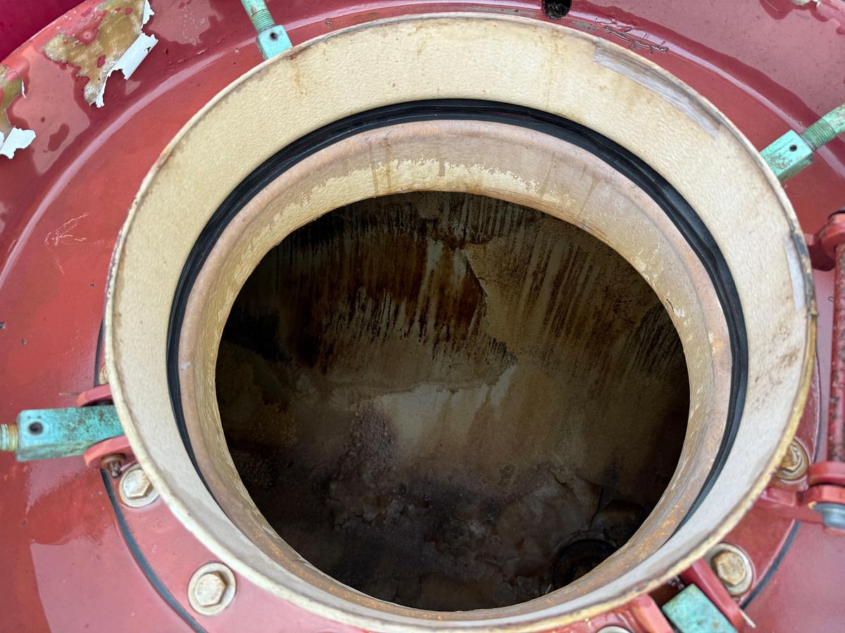 Used 2008 WORLEY WELDING WORKS 5,000 GAL 3-COMP ACID TRANSPORT TRAILER