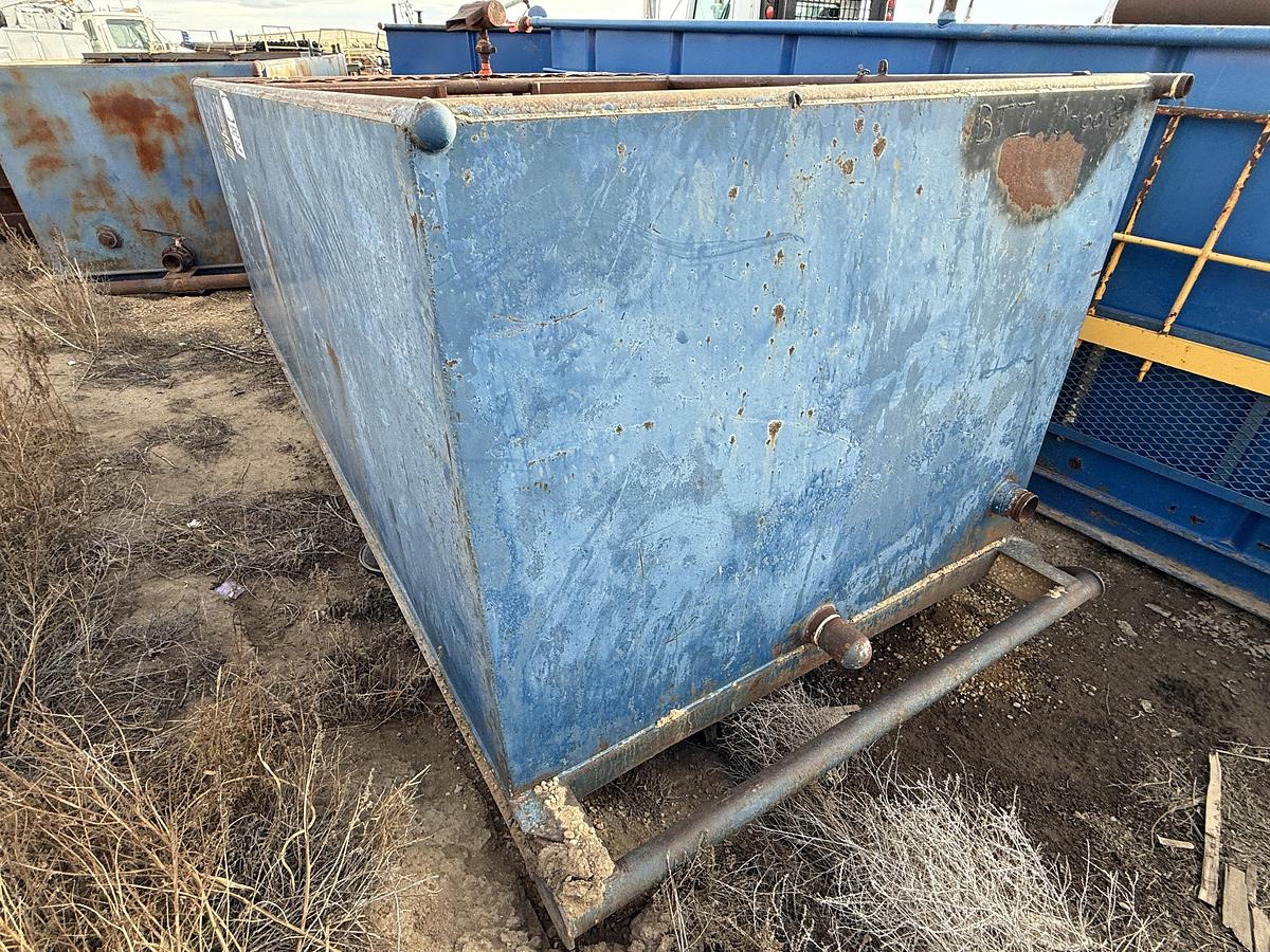 Used 15’L X 7’W X 5’H 2-COMP REVERSE PIT W/ CATWALK,