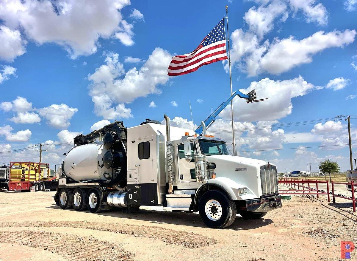 Used 2020 KENWORTH T800 3-AXLE REBEL HURRICANE HYDROVAC TRUCK