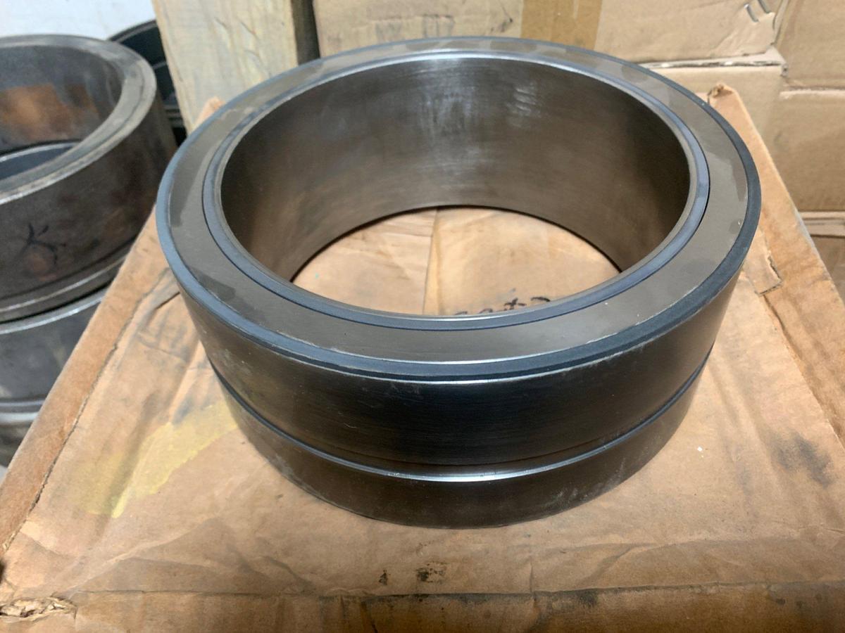 Used (26) 7 1/16 10k Valve Seats