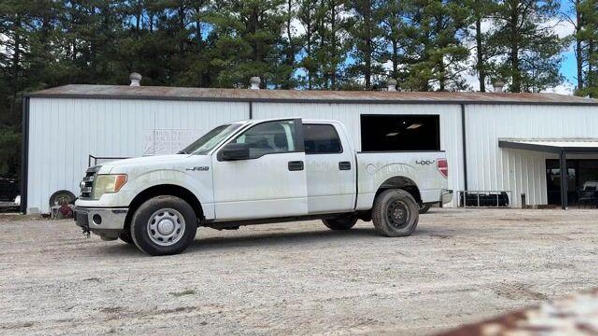 Used 2014 FORD F-150 XL 4X4 CREW CAB PICKUP TRUCK