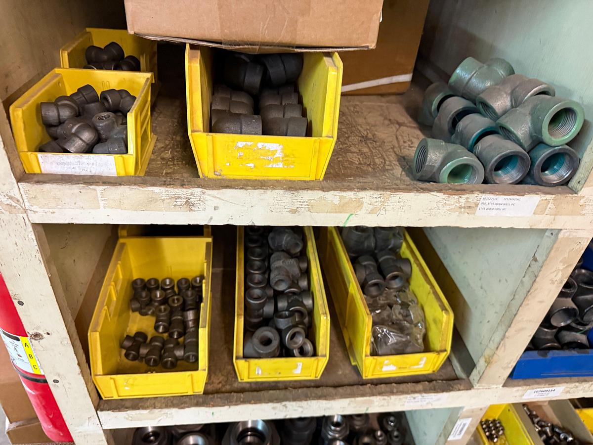 Used SECTION OF (100+) MOSTLY 1/8” THRU 3” 2K WP HEAVY WALL PIPE FITTINGS