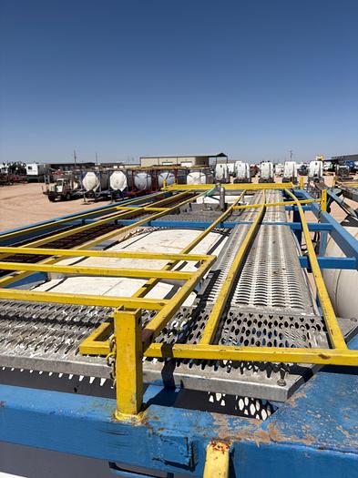 Used 2005 REINKE T/A CHEMICAL TRANSPORT TRAILER