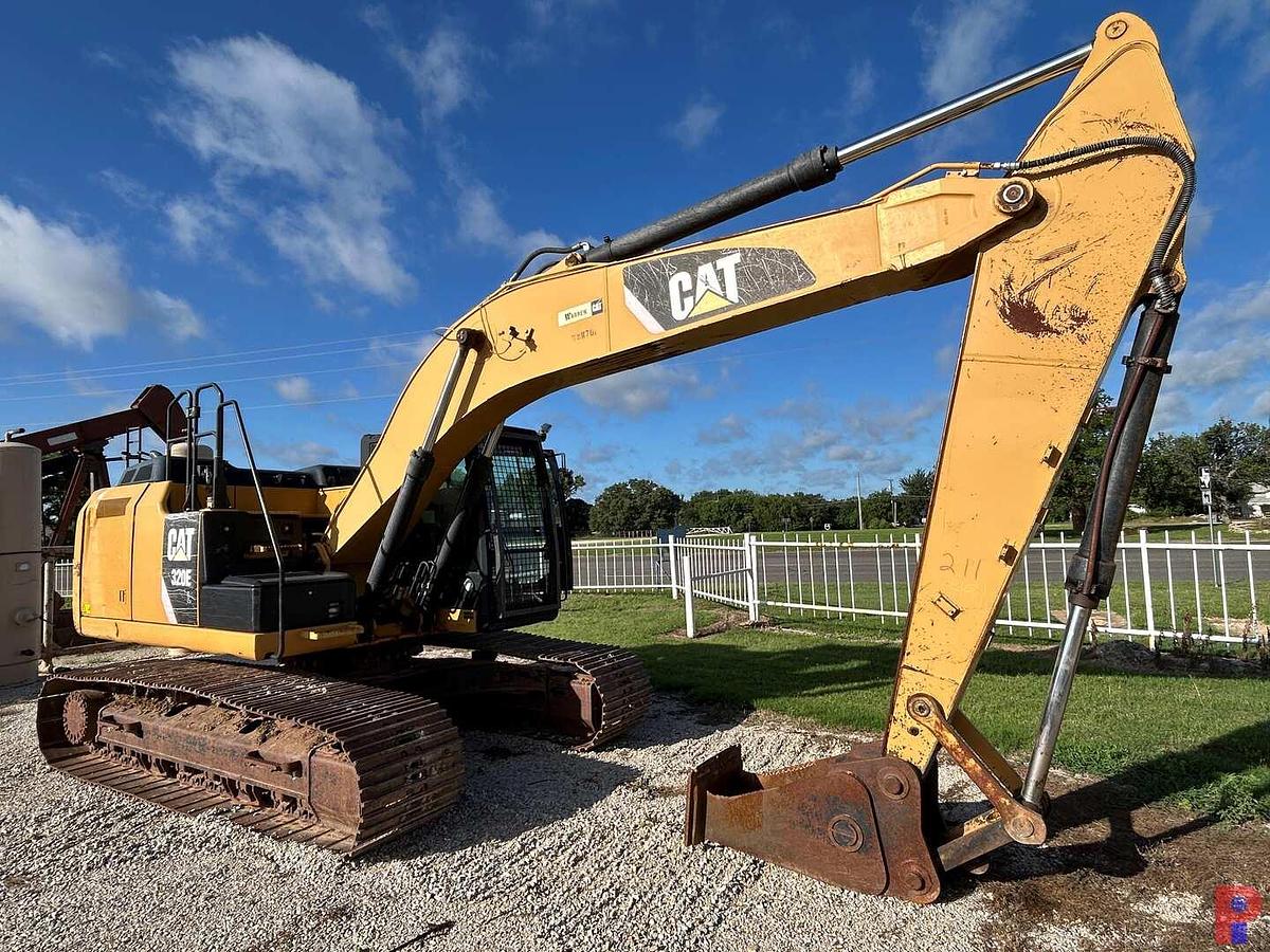 Used 2012 CATERPILLAR 320E CRAWLER EXCAVATOR