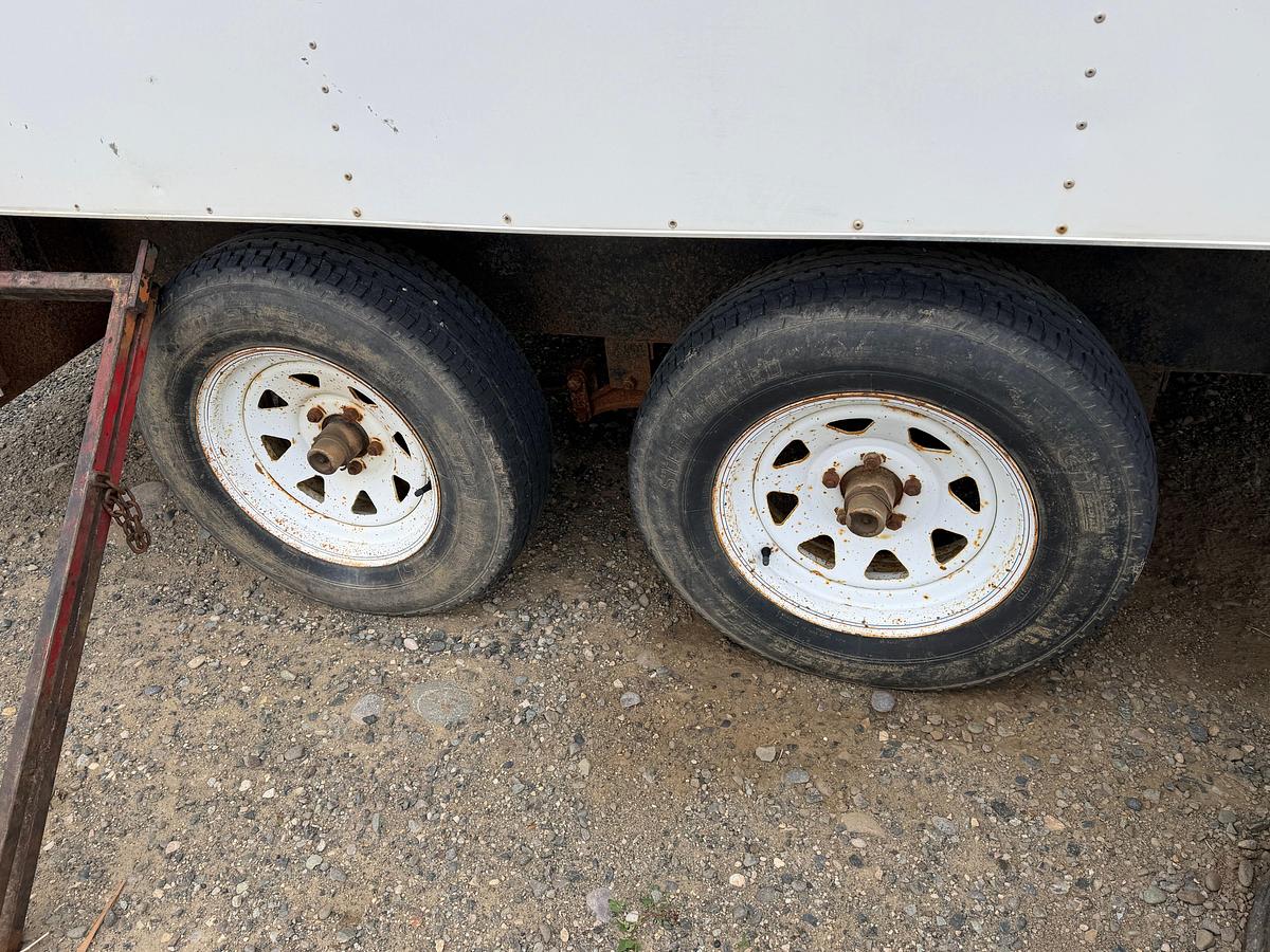 Used 2002 Shopbuilt 12’ t/a doghouse trailer