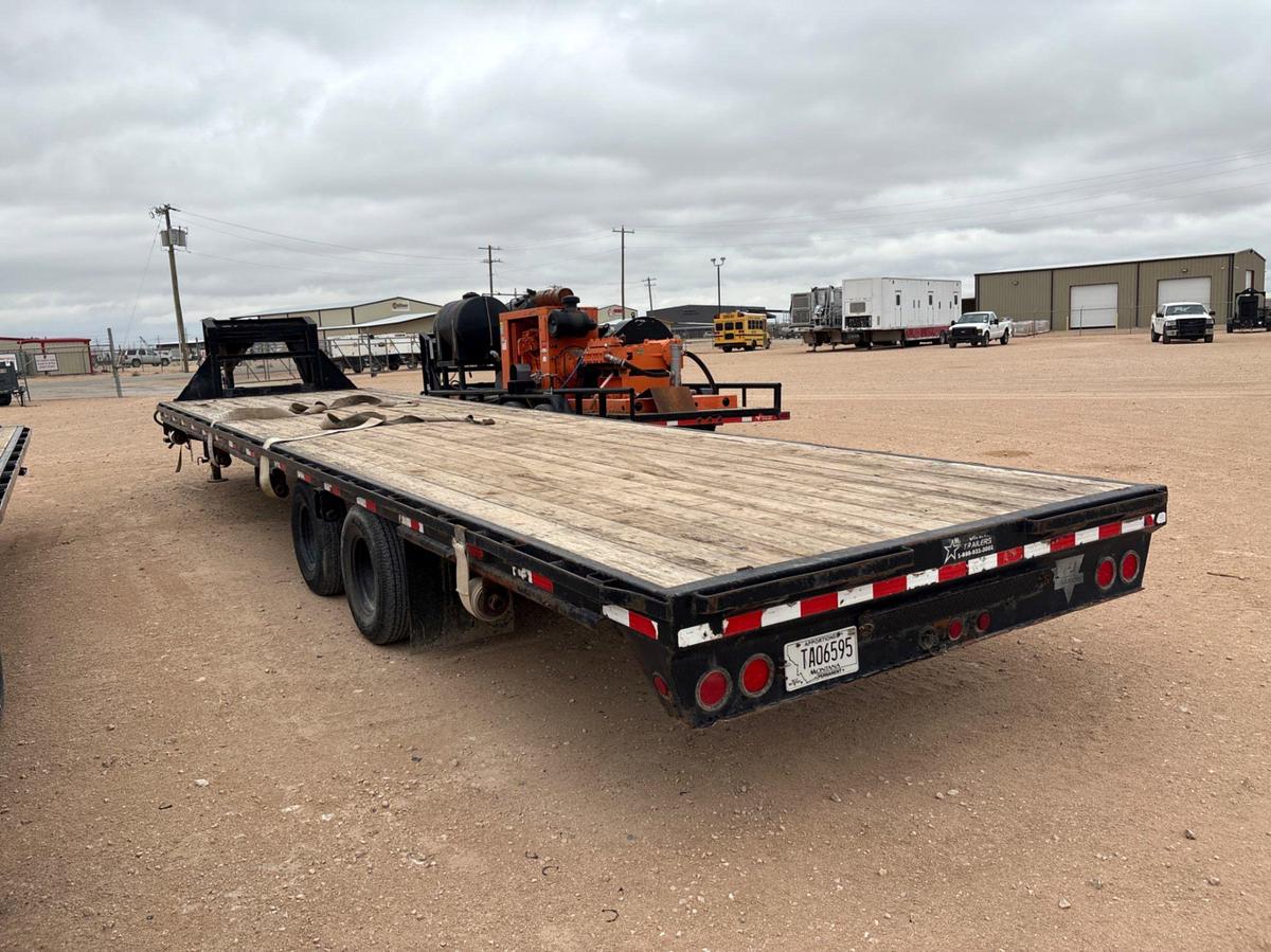 Used 2013 PJ 35’ X 8’ T/A GOOSENECK TRAILER