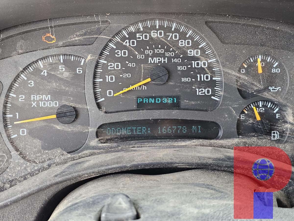 Used 2004 CHEVROLET SILVERADO 2500HD EXTENDED CAB MECHANICS TRUCK