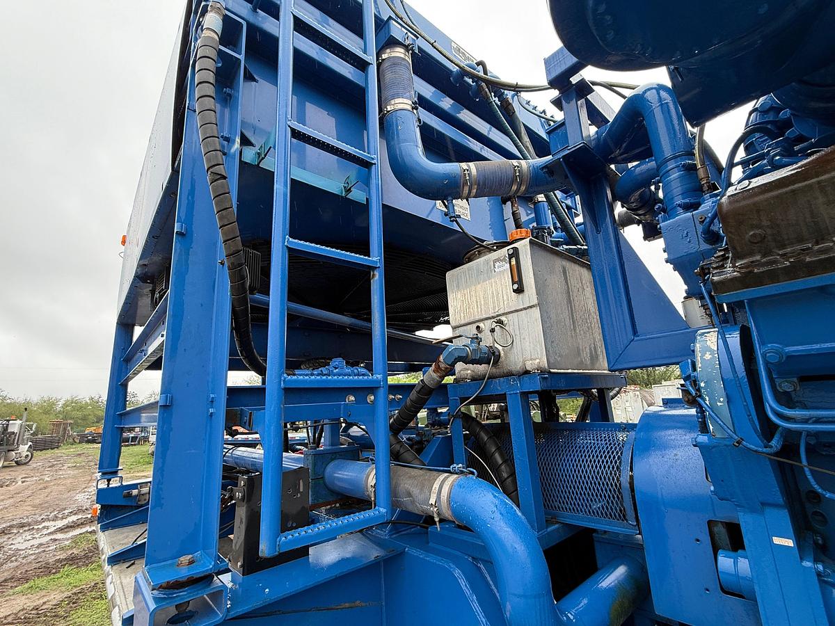 Used 2007 RHINO TC50 2250-HP TRIPLEX FRAC PUMP MTD ON T/A TRAILER