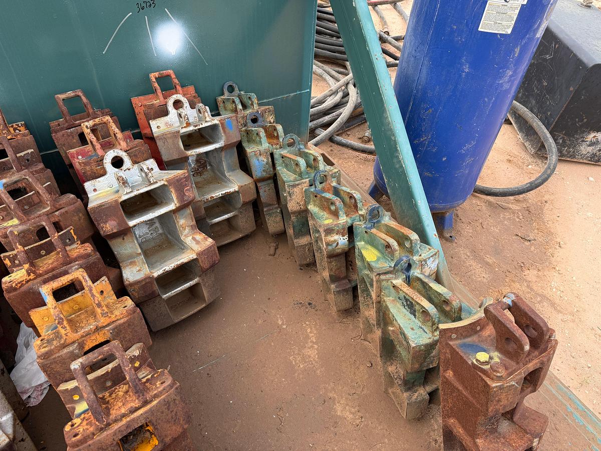 Used LOT OF (12) ASSORTED VARCO 5-1/2”, 7-5/8”-9-5/8”, 11-3/4 -14-3/8”, 16”-24-1/2” CASING SPIDER SLIP BODIES