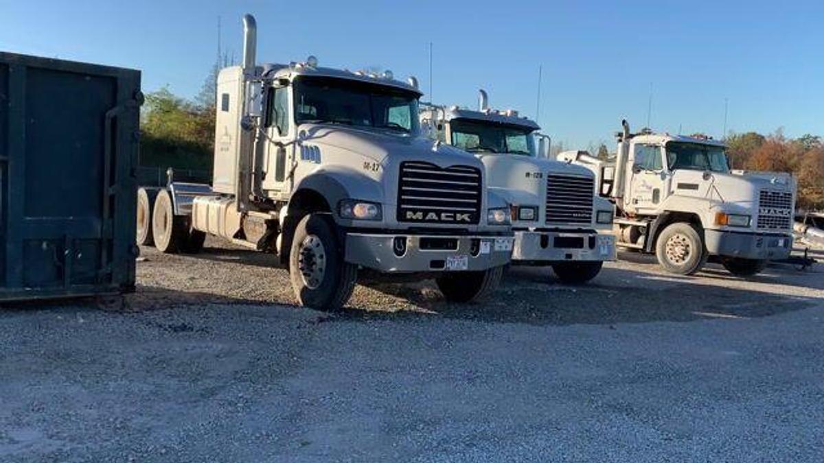 Used 2013 MACK GRANITE GU713 SLEEPER HAUL TRUCK