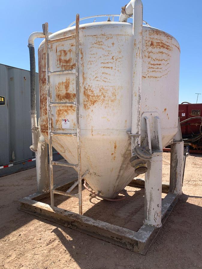 Used 10’ W x 9’ L x 11’ T Skidded Dry Bulk Storage Tank