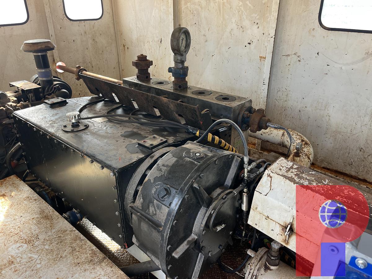 Used Kerr QWS 1,000HP Quintaplex Well Service Pump P/B: CAT C-32 Diesel Engine
