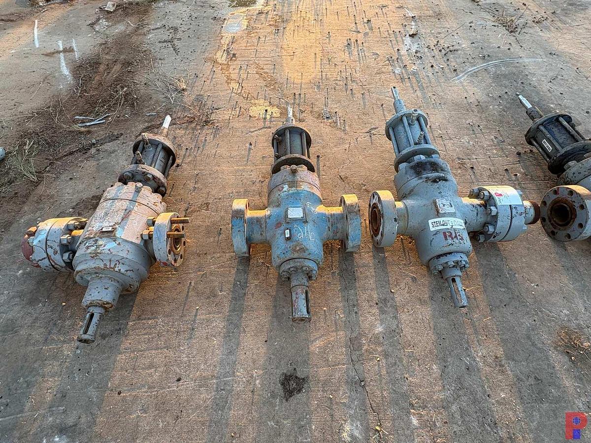 Used (3X$) 4-1/16” 10K HYDRAULIC GATE VALVES