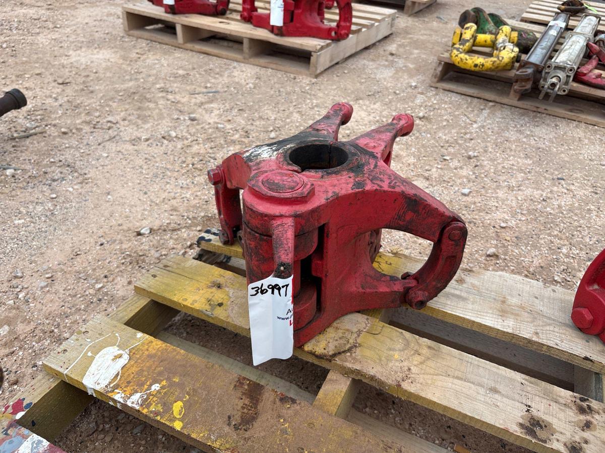 Used 2-7/8” 100 ton tubing elevator