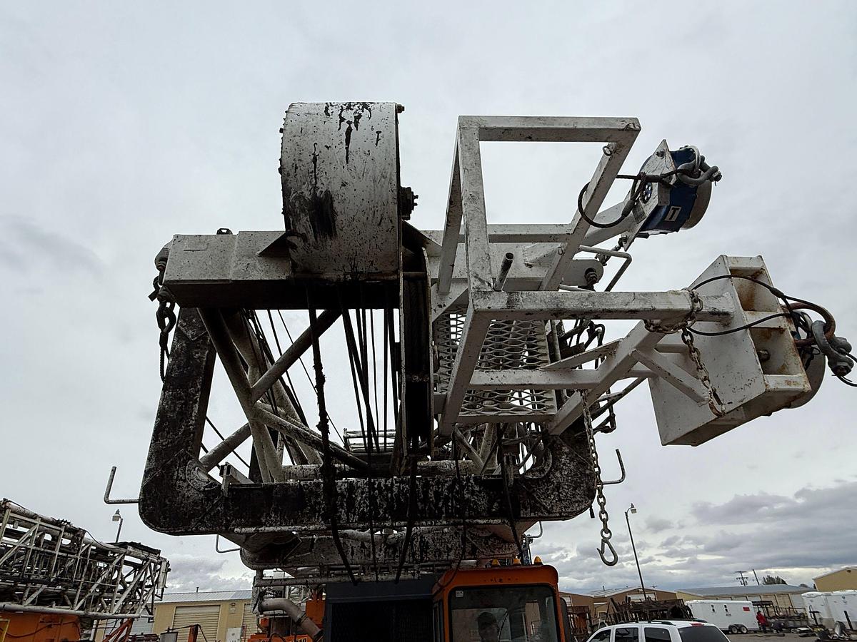 Used 1980 FRANKS MOBILRIG 300 1287/160 DTD-HT 96’-215K 4-AXLE WELL SERVICE WORKOVER RIG