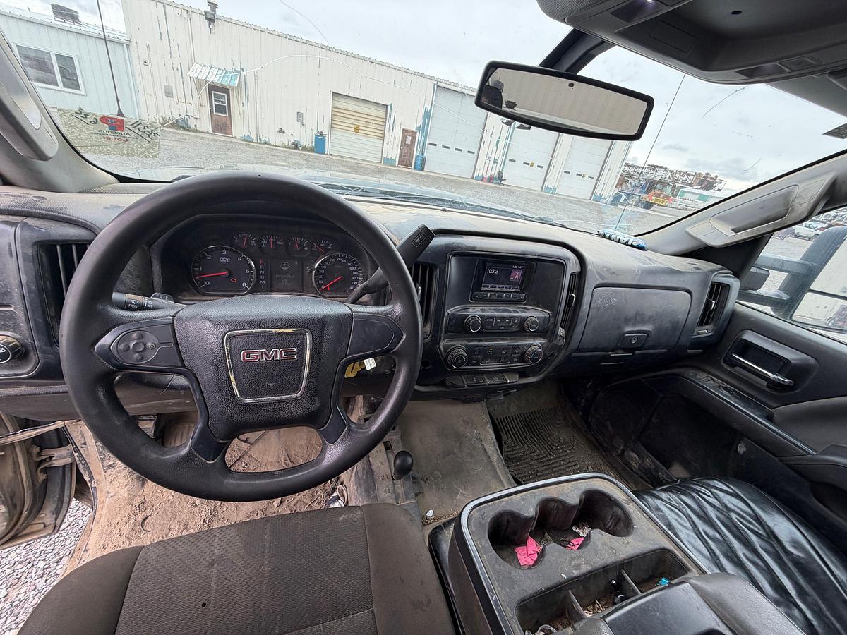 Used 2015 GMC Sierra 3500HD Crew Cab Pickup (gas)