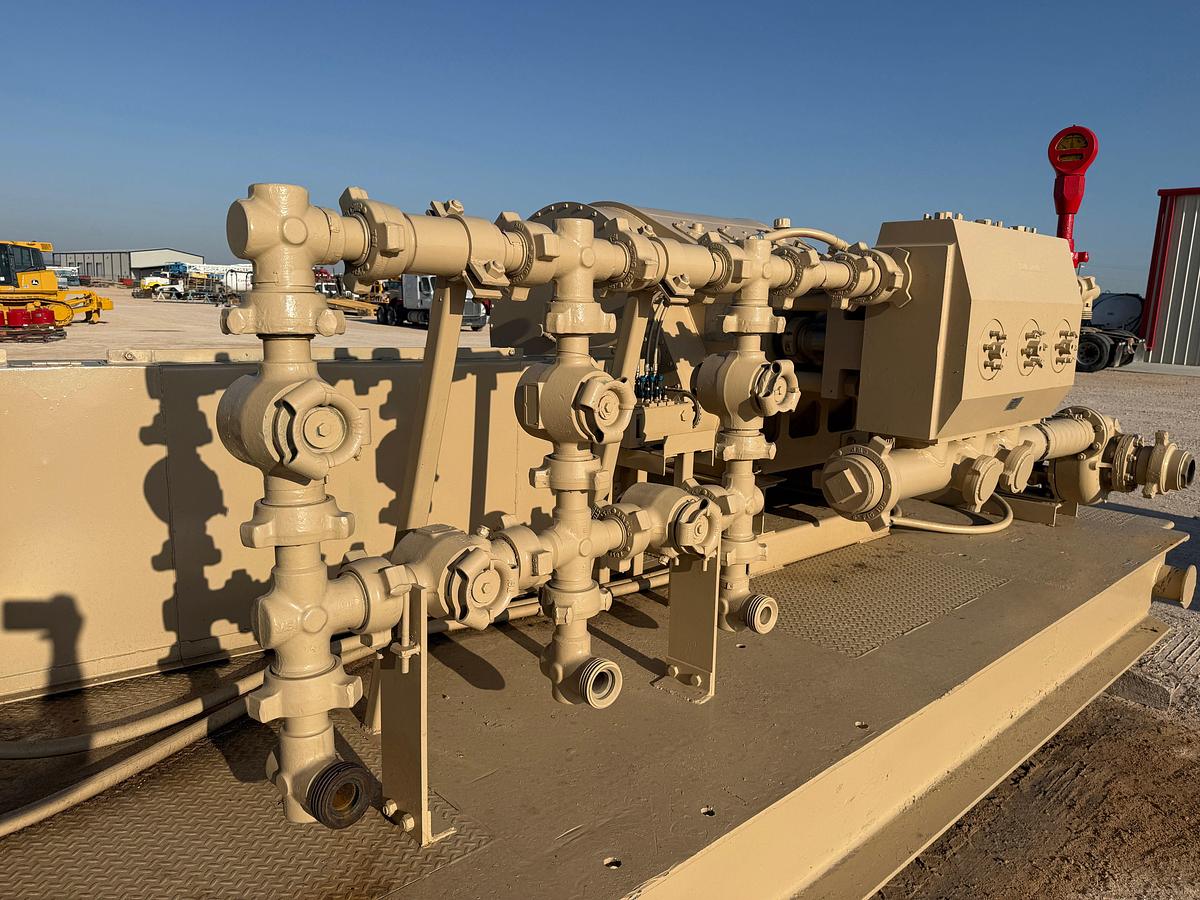 Used 2013 GARDNER DENVER GD-2250T 10K WP TRIPLEX PUMP (UNUSED REBUILD) P/B MTU 12V2000 1005-HP, SKIDDED