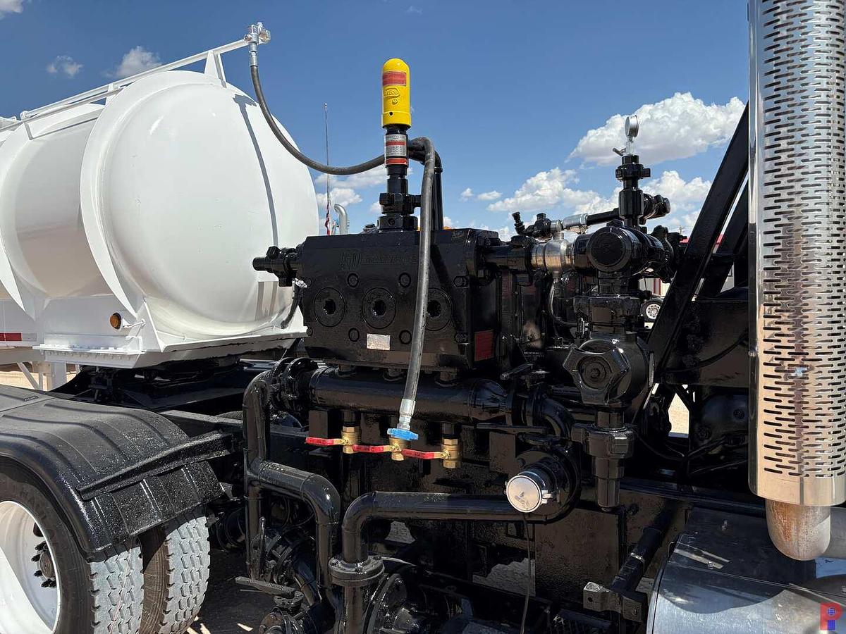 Used 2014 MACK DAYCAB KILL TRUCK & 2013 TIGER MFG 130BBL T/A KILL TRAILER