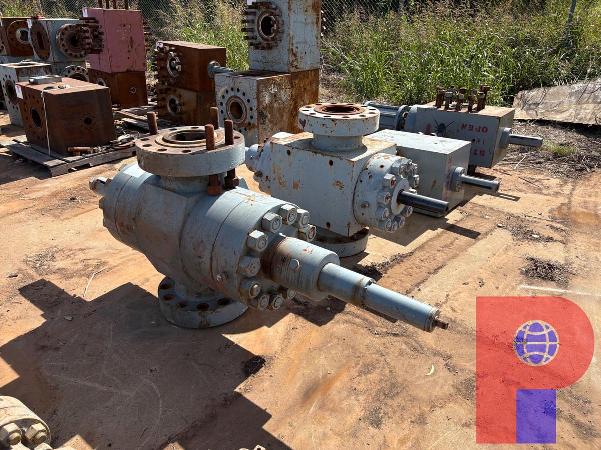 Used (2X$) 7-1/16” MANUAL FRAC VALVES