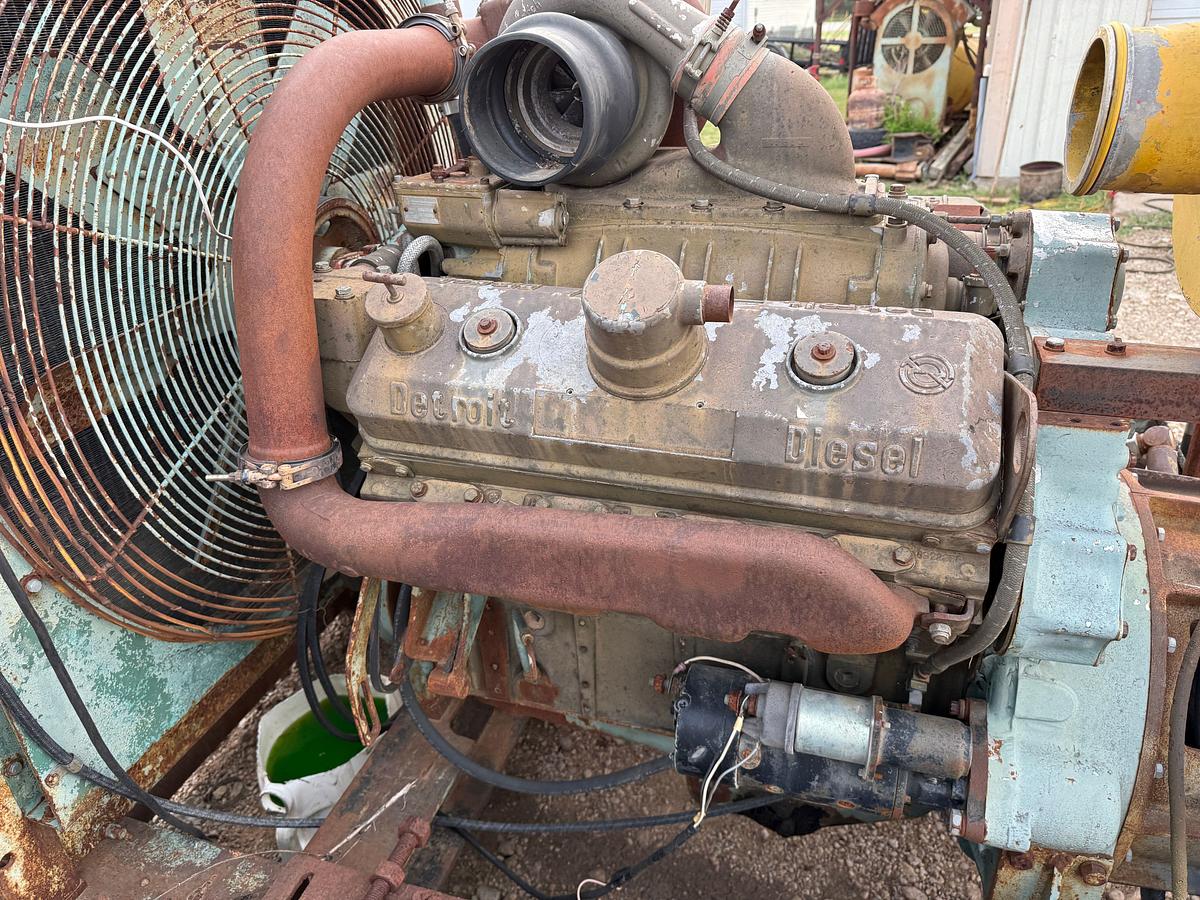 Used DETROIT 8V92T W/ TWIN DISC F-11524-TC-1 TORQUE CONVERTER & RADIATOR, SKIDDED