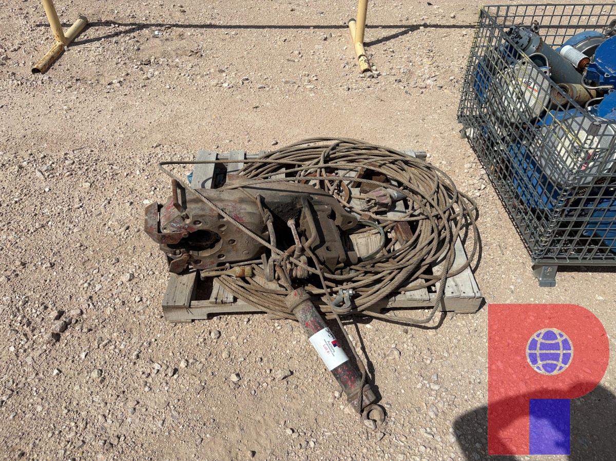 Used HYDRAULIC ROD TONG W/ 1/2” WIRE ROPE