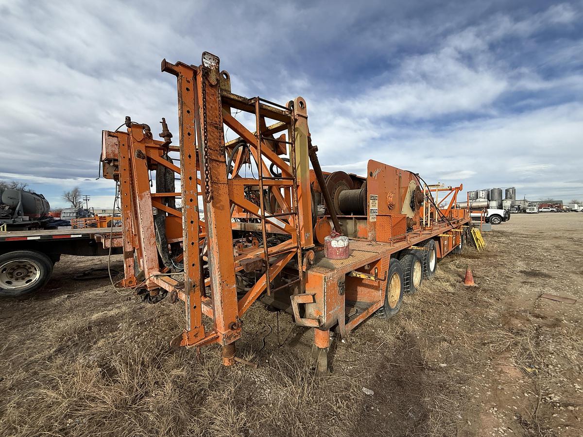 Used TAYLOR DD260HD 5-AXLE WELL SERVICE RIG CHASSIS F/ PARTS ONLY