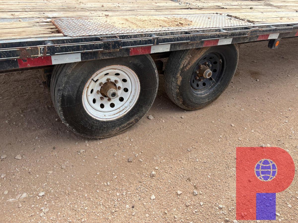 Used 2012 BIG TEX 26’ X 102” T/A GOOSENECK TRAILER