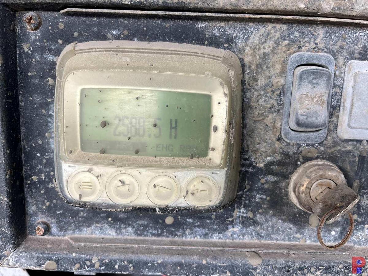 Used HT-400 TRL. MOUNTED CEMENTER