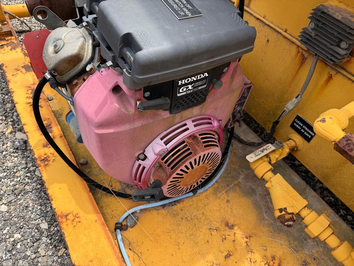 Used 2009 ADVANCED PRESSURE 3-STATION 4-BOTTLE ACCUMULATOR CLOSING UNIT, SKIDDED