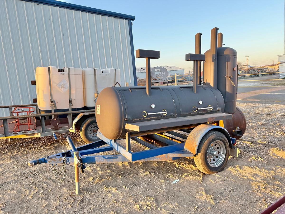 Used 2013 JOHNSON SMOKERS 9' 2-COMP. DOUBLE STACK SLIDE OUT RACKS, W/ REAR VERTICAL 4-RACK SWIVEL WOOD SMOKER BBQ PIT & GRILL