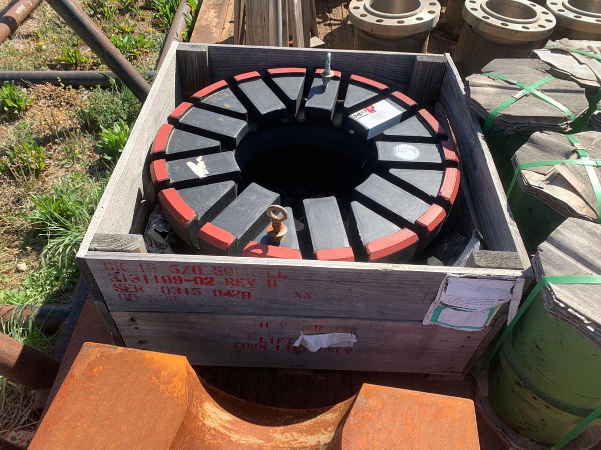 Used 6k 13 5/8” 5000LL 80 NBR ANNULAR BOP COMPONENT
