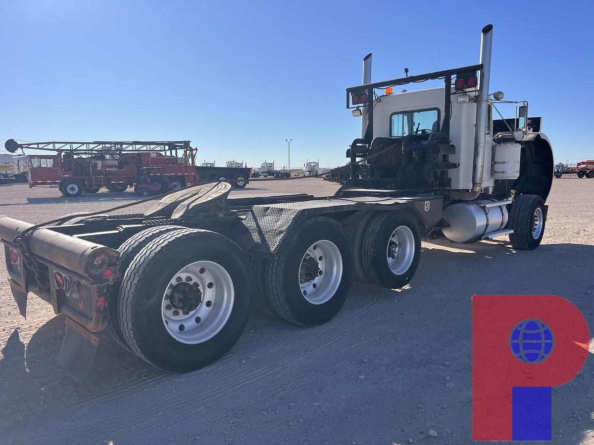 Used 1996 KENWORTH 3-AXLE DAYCAB WINCH TRUCK
