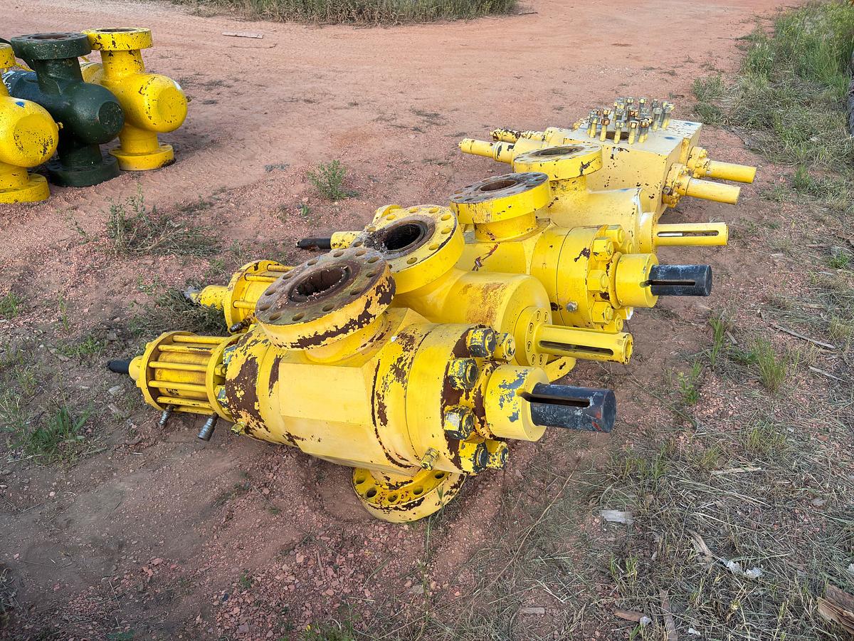 Used (4x$) 5-1/8” 10k hydraulic gate valves