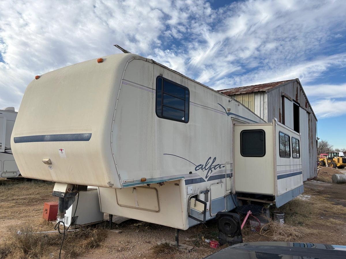 Used Afta 30’ T/A GOOSENECK CAMPER TRAILER