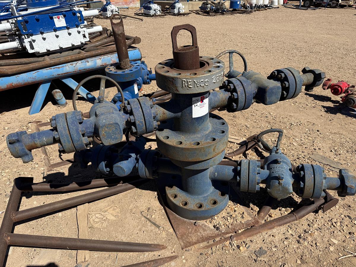 Used (2) 7-1/16 WELLHEAD MUD CROSSES W/ (2) VINTROL 2-1/16 5K WP GATE VALVES & TRANSPORT SKID