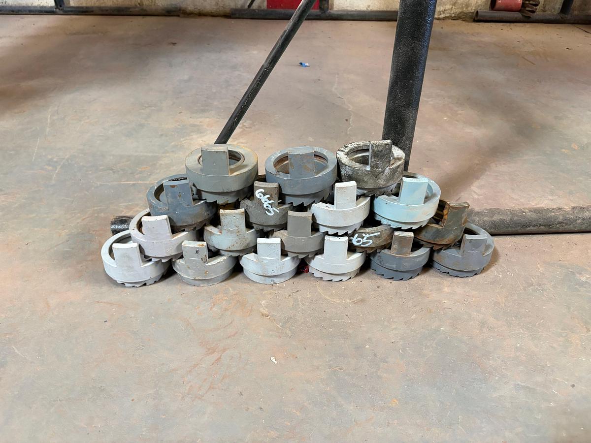 Used (18x$) GR6665 mill controls